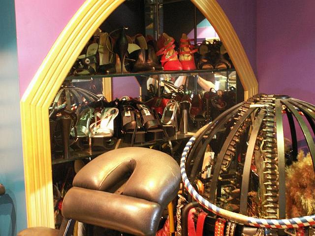 派對空間 (Party)