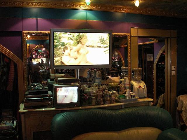 派對空間 (Party)